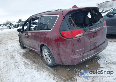 2018 Chrysler Pacifica Limited z USA, uszkodzony, nr VIN 2C4RC1GG1JR245923